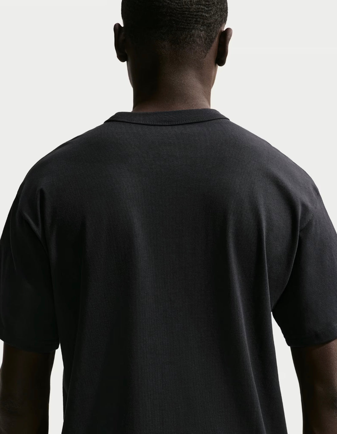 NIKE SPORTSWEAR PREMIUM ESSENTIALS T-SHIRT BLACK