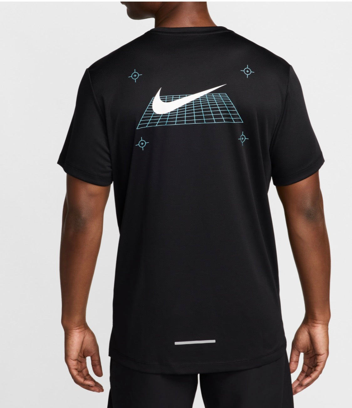 NIKE MILER GRAPHIC T-SHIRT MENS BLACK
