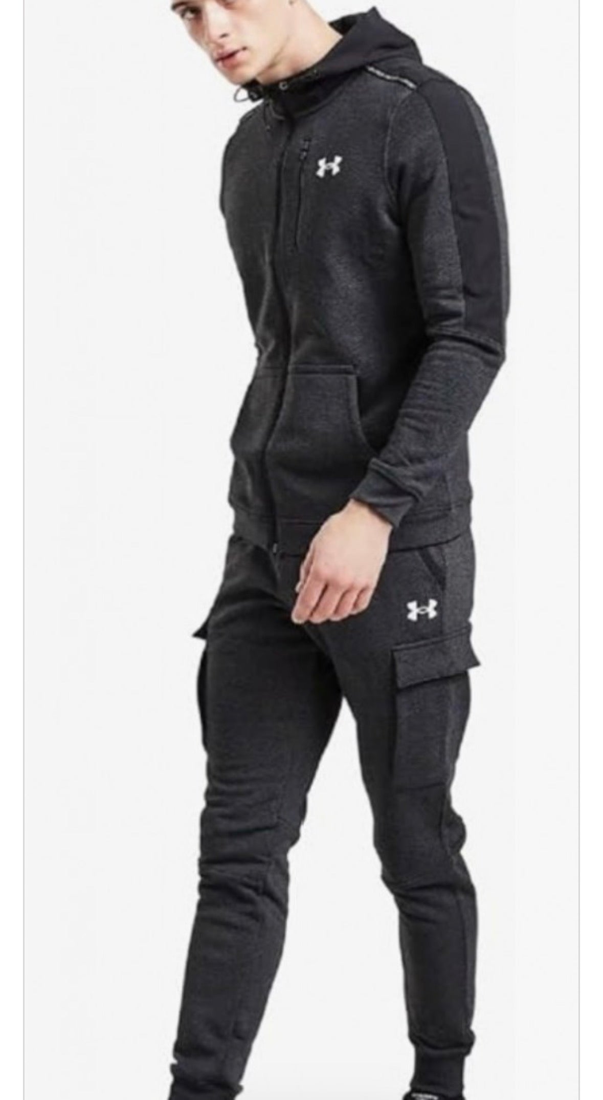 under-armour-threadbone-tracksuit-black-detail